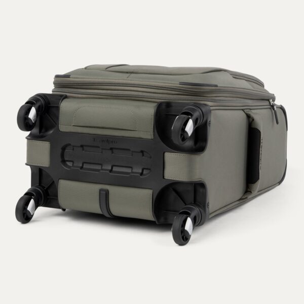 Maxlite® 5 Carry-On Spinner