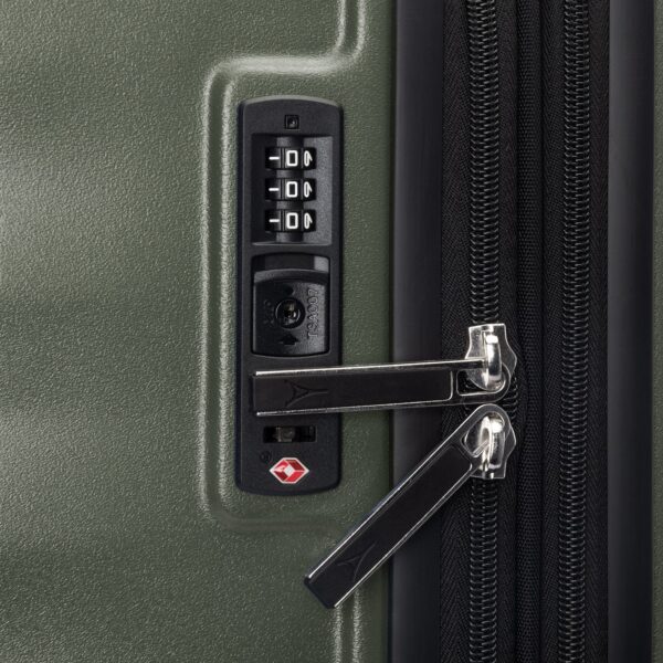 Maxlite® Air V2 Large Check-In Hardside Spinner